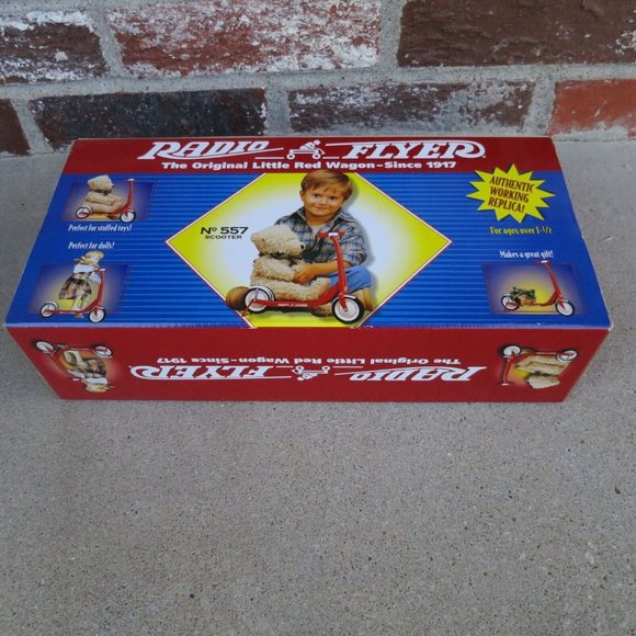 Radio Flyer Classic Scooter No. 557 Doll-Sized Approx 12 inch Kids - Picture 3 of 3